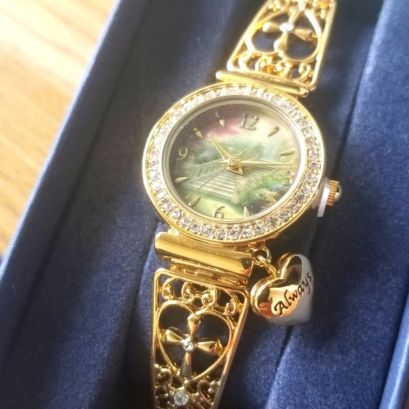 Thomas Kinkade 'Stairway To Paradise' Ladies Watch - Picture 4 of 7